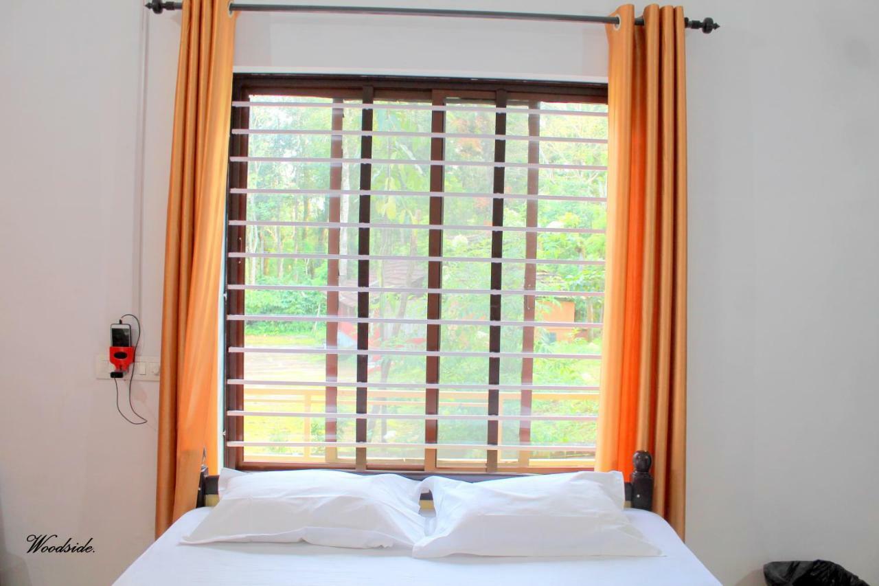 Woodside Homestay Wayanad Batheri Bagian luar foto